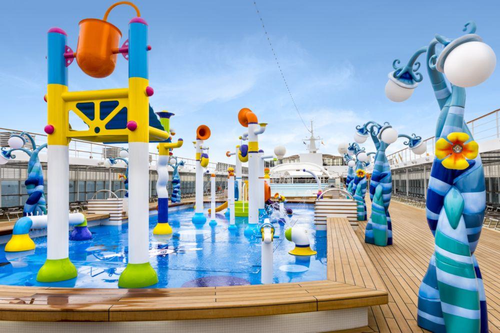 26 MSC Sinfonia, Doremi Spray Park.jpg