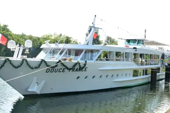 Douce France II