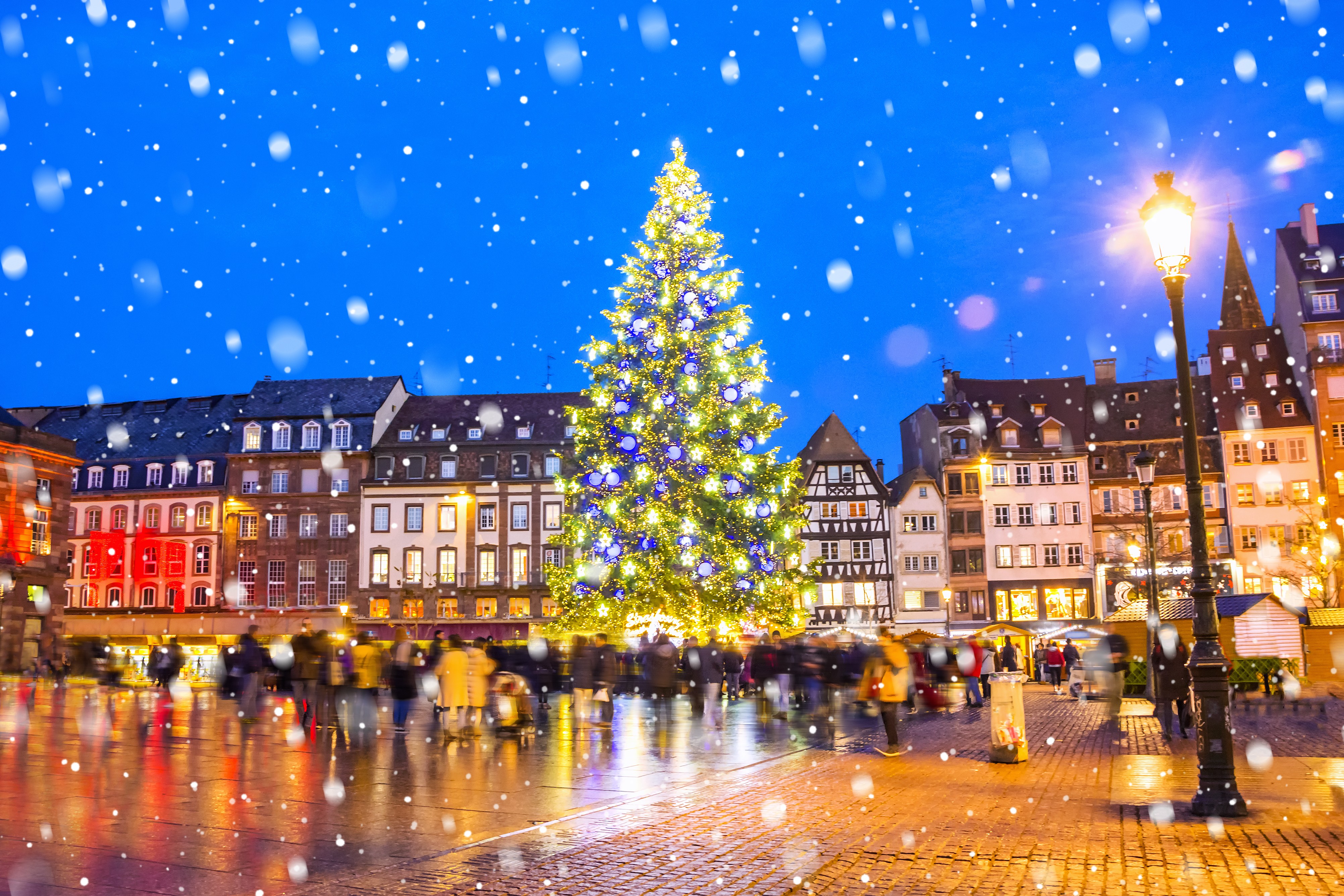 Lueftner_Cruises_Amadeus_Rhine_Winter_France_Strasbourg_01__c_S.jpg