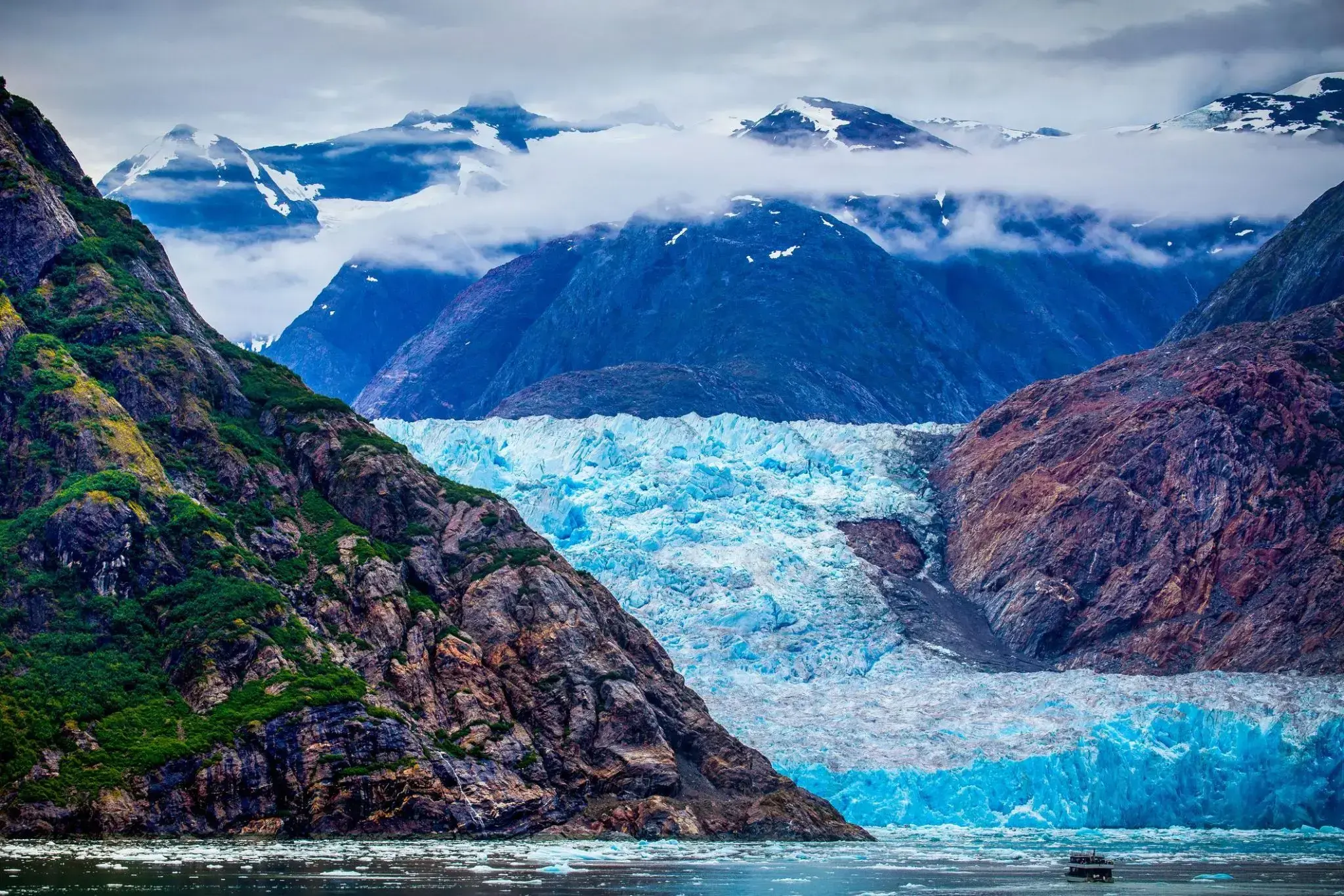 2384957_Tracy Arm Glacier.webp