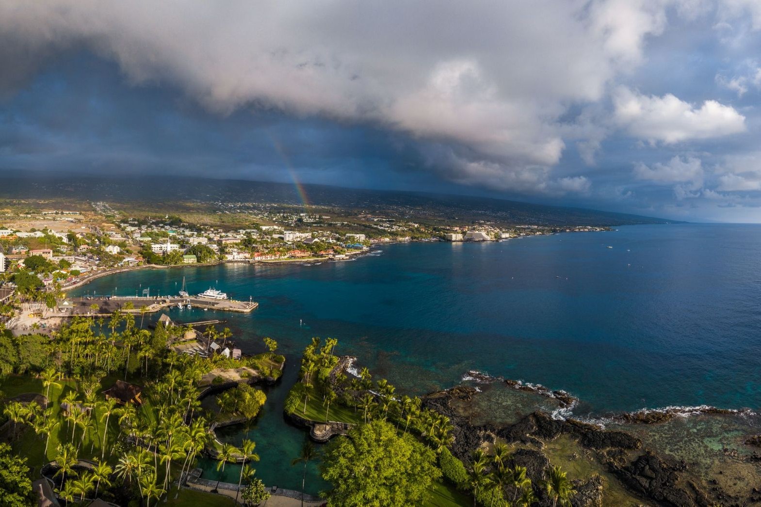 2387341_Kailua-Kona.jpg
