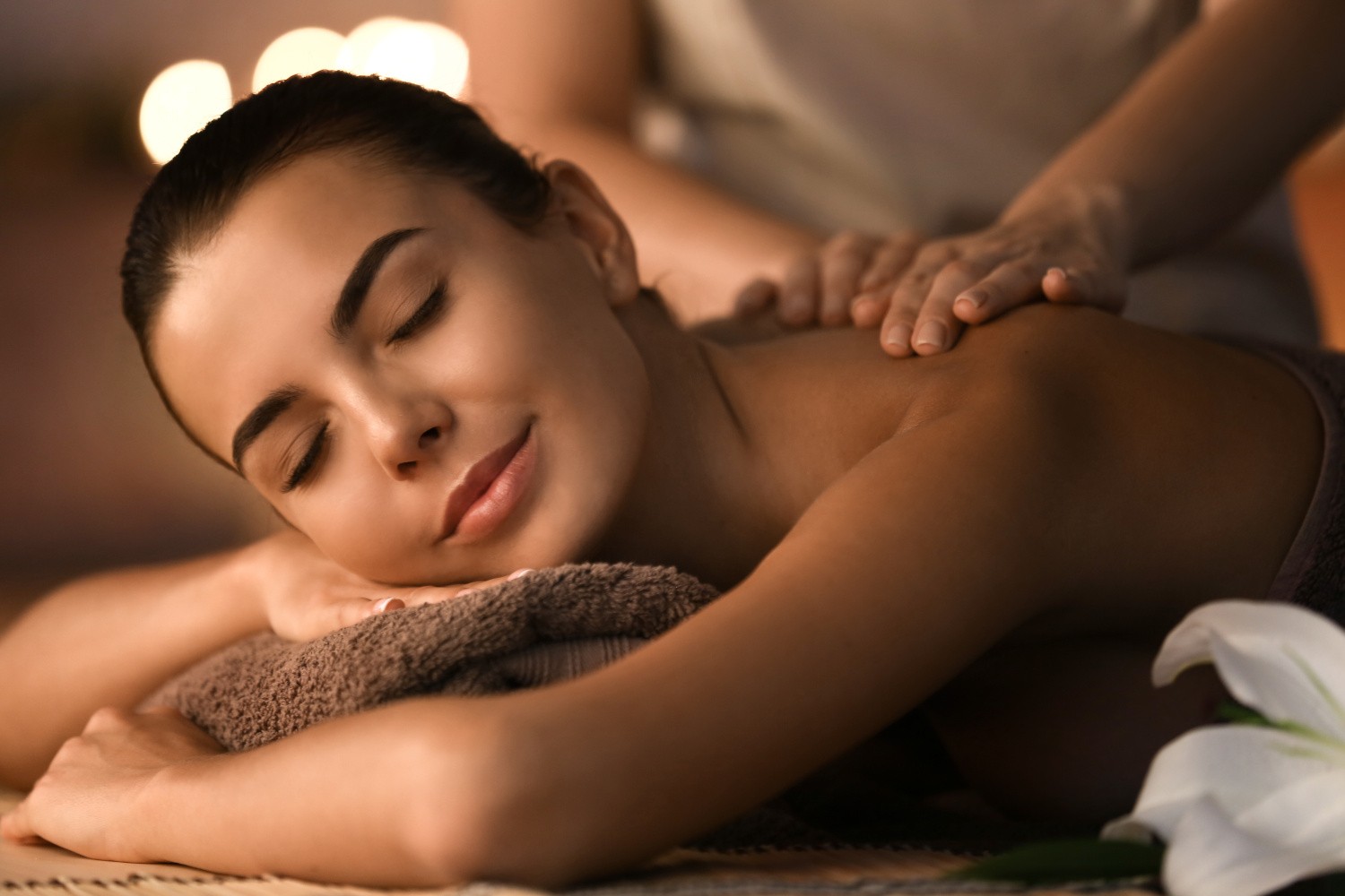 massage-2-adobestock-277652316.jpeg