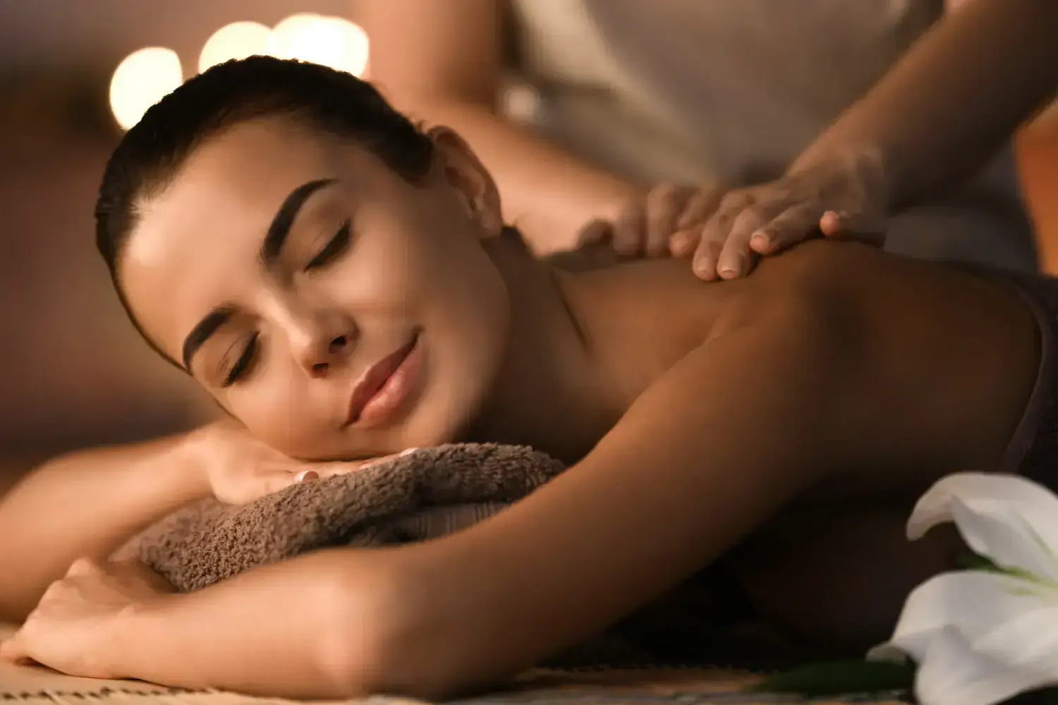 massage-2-adobestock-277652316.webp