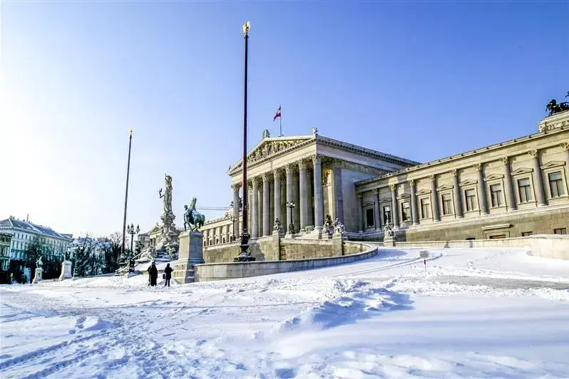 wien-adobestock-311623560.webp
