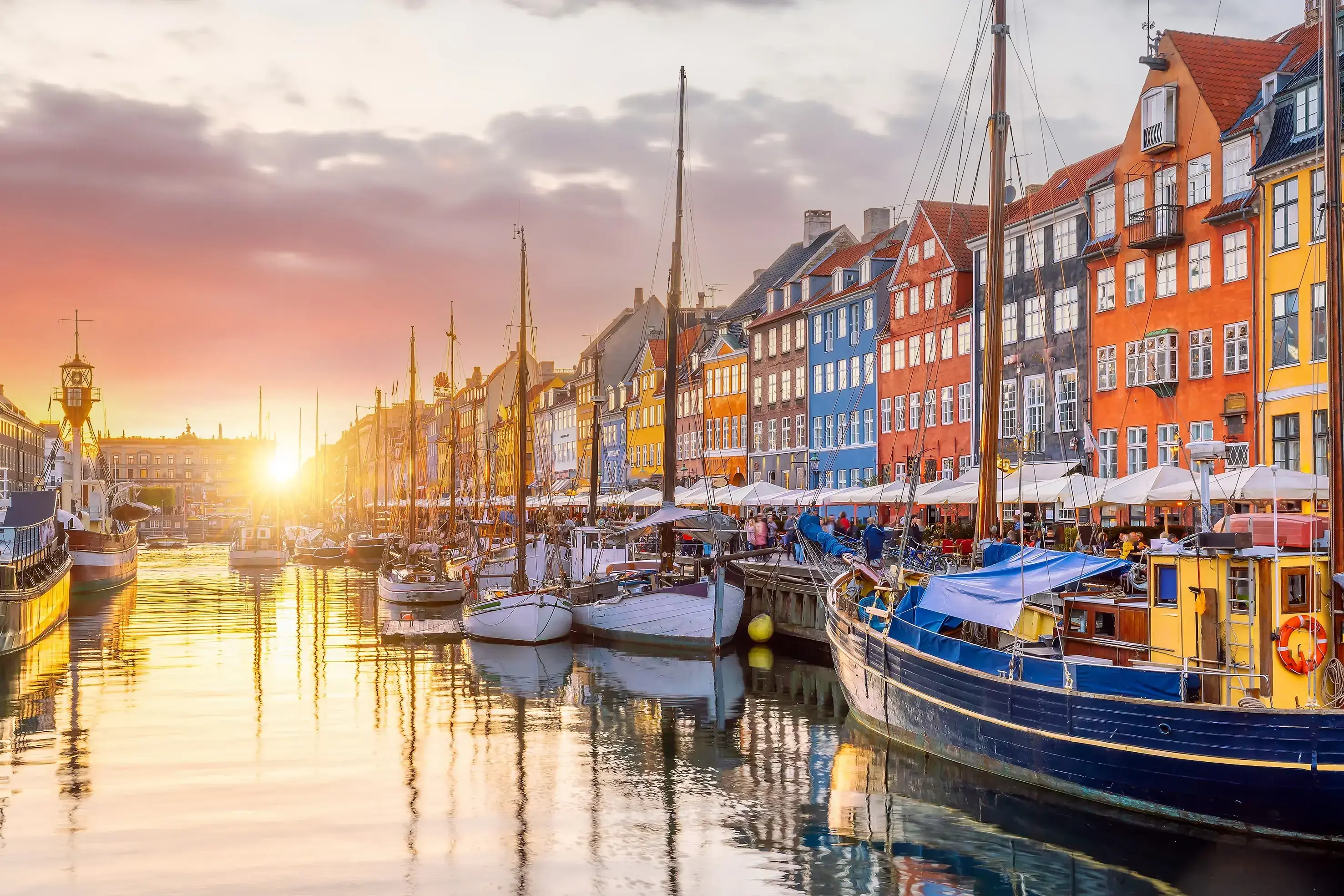 kopenhagen-adobestock-430081423.webp