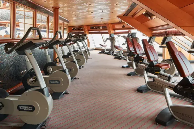 fitnessstudio-costa-pacifica-lg.webp