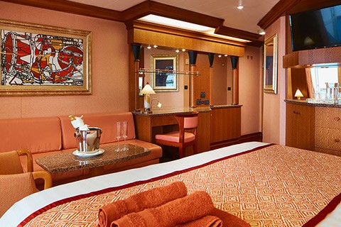 2 costa_pacifica_s.jpg