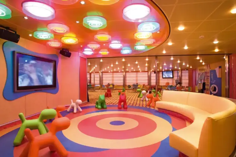 25 Costa_Serena_SquokClub.webp