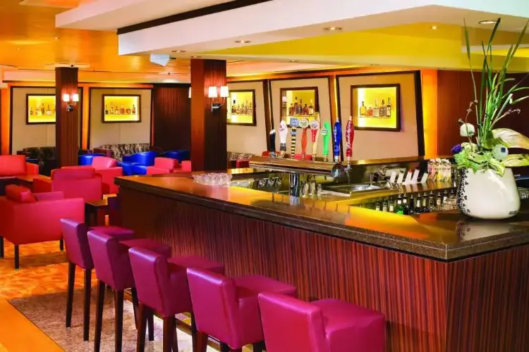 Tankards_Beer___Whiskey_Bar_-_Norwegian_Jade.webp