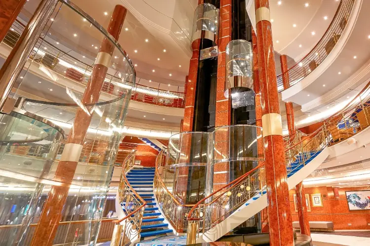 NCL, Norwegian Sun, Atrium.webp