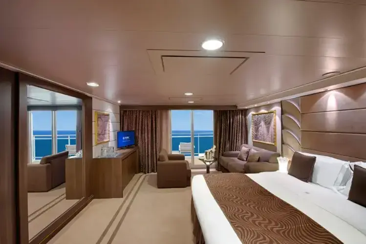 MSC14000304MSC  Divina MSC Yacht Club Grand Suite (YCP).webp