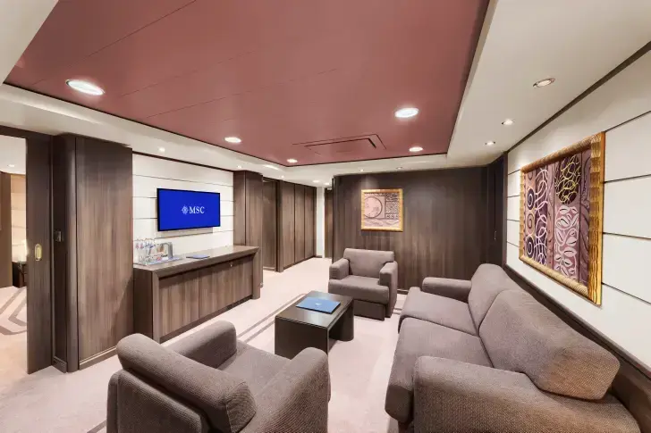MSC25041573MSC Divina MSC Yacht Club Executive & Family Suite (YC2).webp