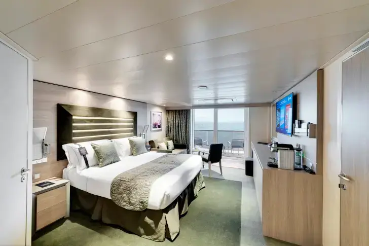 MSC19001394MSC Grandiosa, MSC Yacht Club Deluxe Suite for guest with disabilities or reduced mobility (YC1).webp