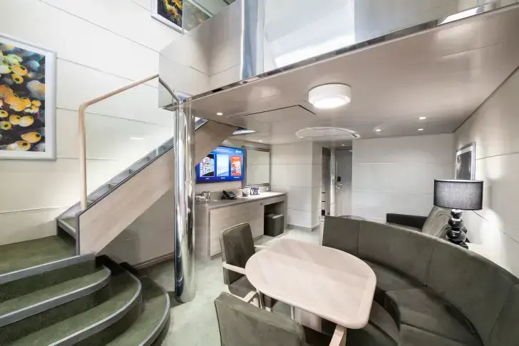 MSC20002587MSC Grandiosa, MSC Yacht Club Duplex Suite with whirlpool bath (YJD).webp