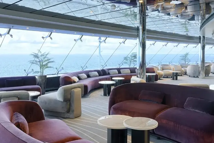 MSC-Magnificas-TOP_SAIL_LOUNGE-scaled-.webp
