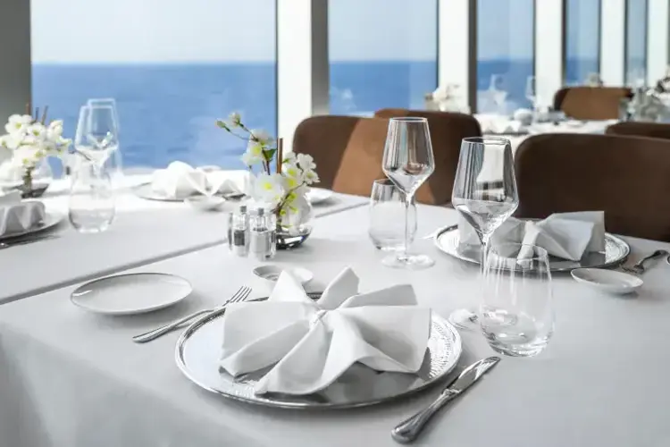 MSC21007568MSC Seashore, MSC Yacht Club Restaurant.webp