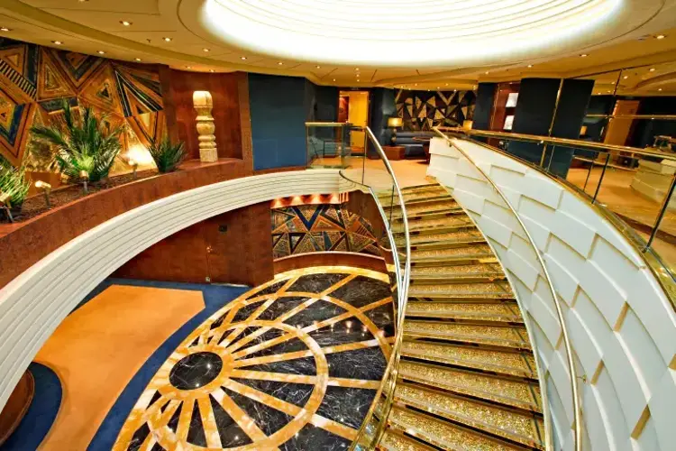 MSC13015894MSC Splendida, MSC Yacht Club - Concierge.webp
