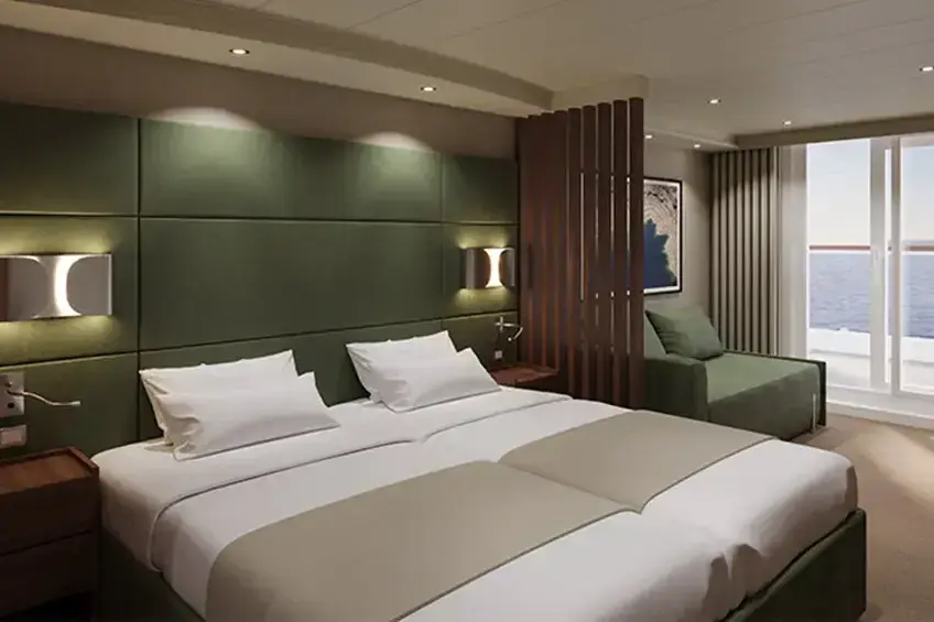 97-msc-poesia-yacht-club-deluxe-suite.webp