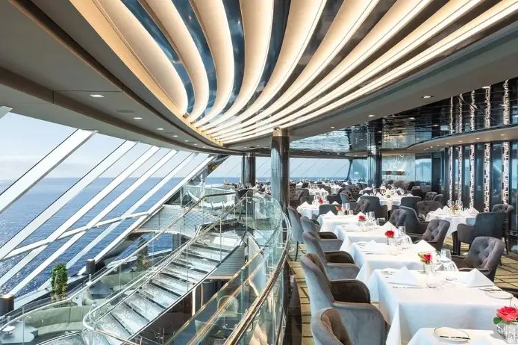 msc-yacht-club-reasons-dsk.webp