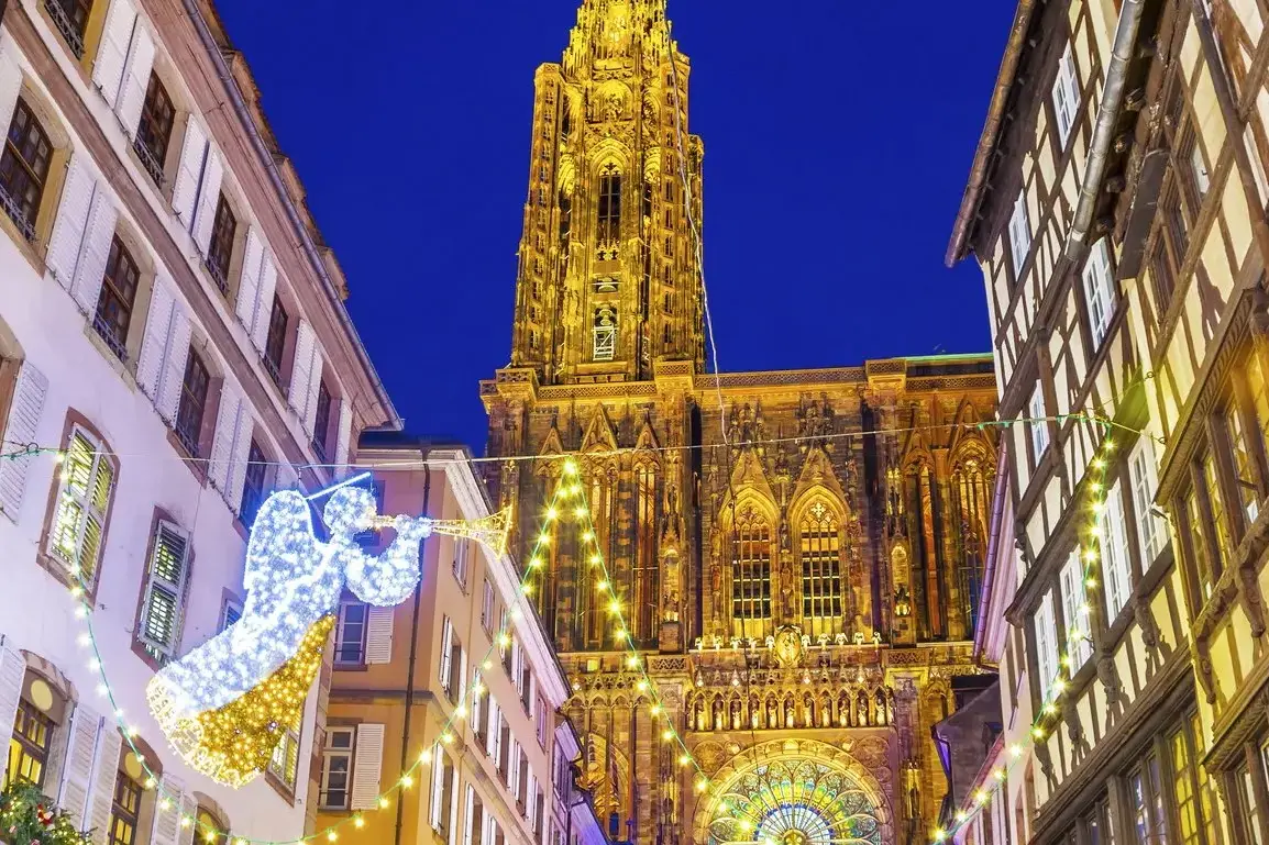 csm_AdobeStock_277990274_strassburg_87b46c4874.webp