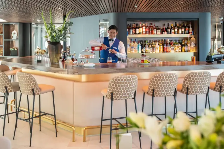 amadeuscara_panoramabar.webp