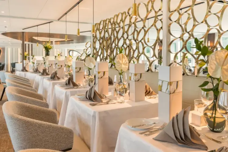 amadeusnova_restaurant.webp