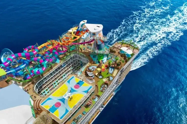 low_1759525665_RCCL-Thrill-Island-Aft-CGI07-03-RT.webp