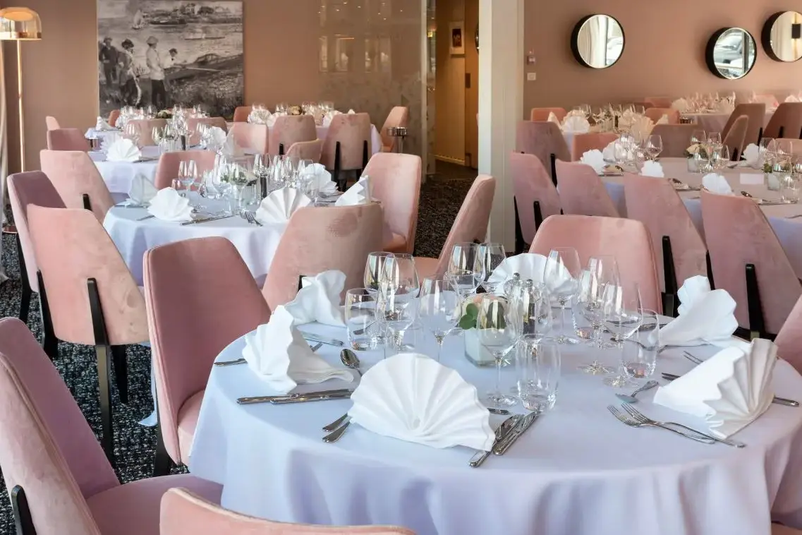 Restaurant.1.webp