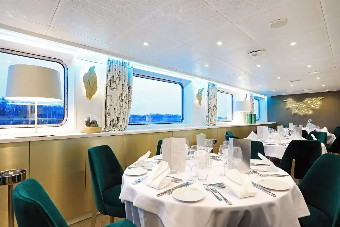 Restaurant MS R.E. Waydelich L.J_.webp