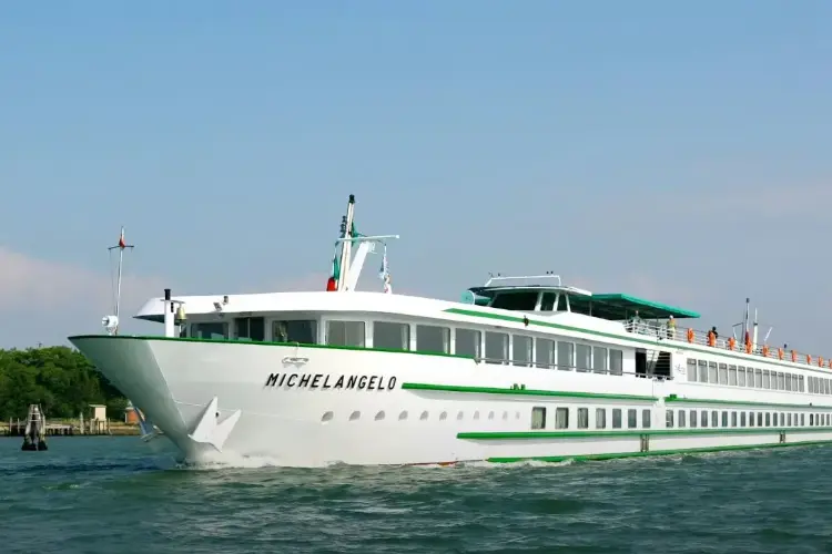 9 croisieurope-ms-michelangelo.webp