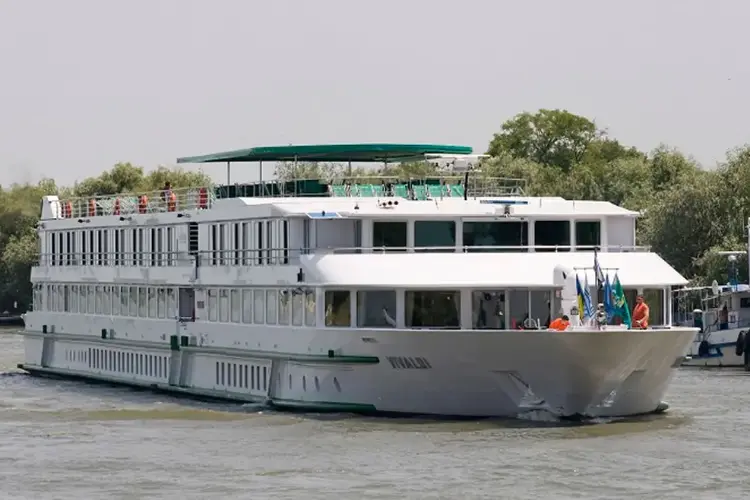 MS Vivaldi_ship_5.webp