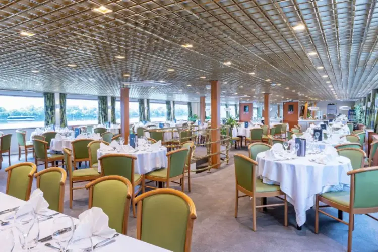 5 MS France Restaurant.webp