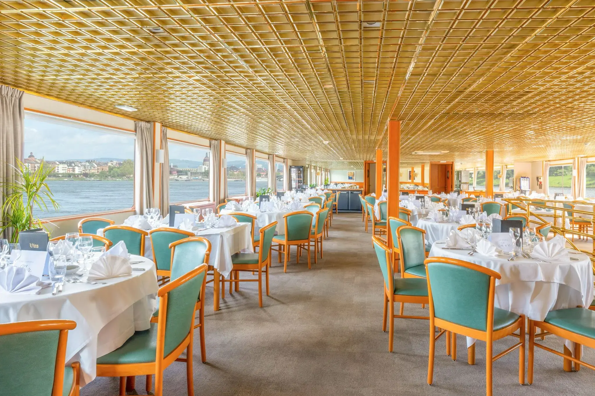 MS Leonardo Da Vinci Restaurant 6.webp