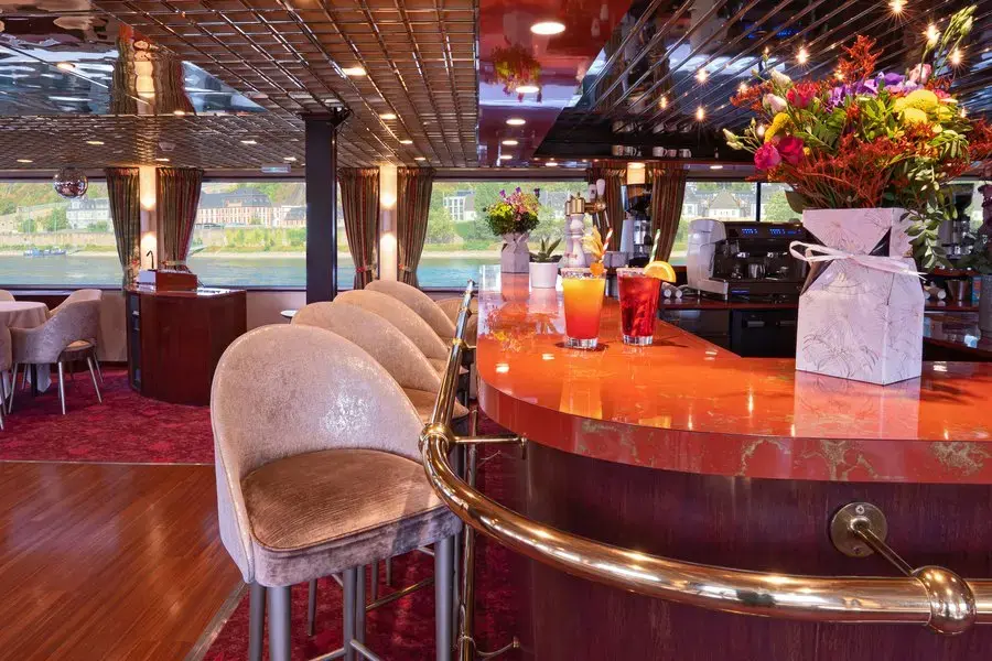 MS Mona Lisa Bar 5.webp