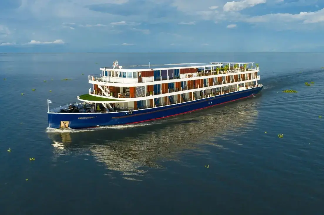 RV Indochine II 10 ship.webp