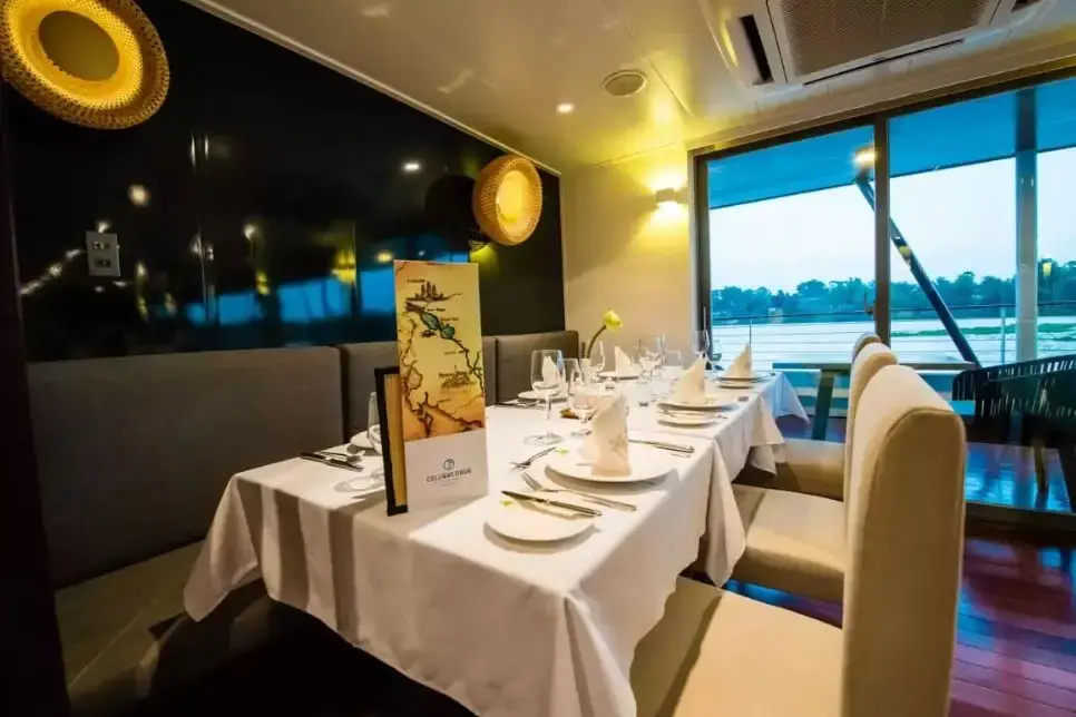RV Indochine II 7 Restaurant.webp