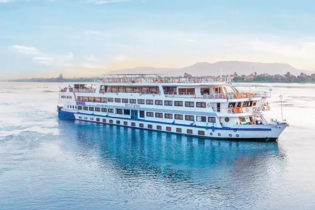 RV STAR OF LUXOR
