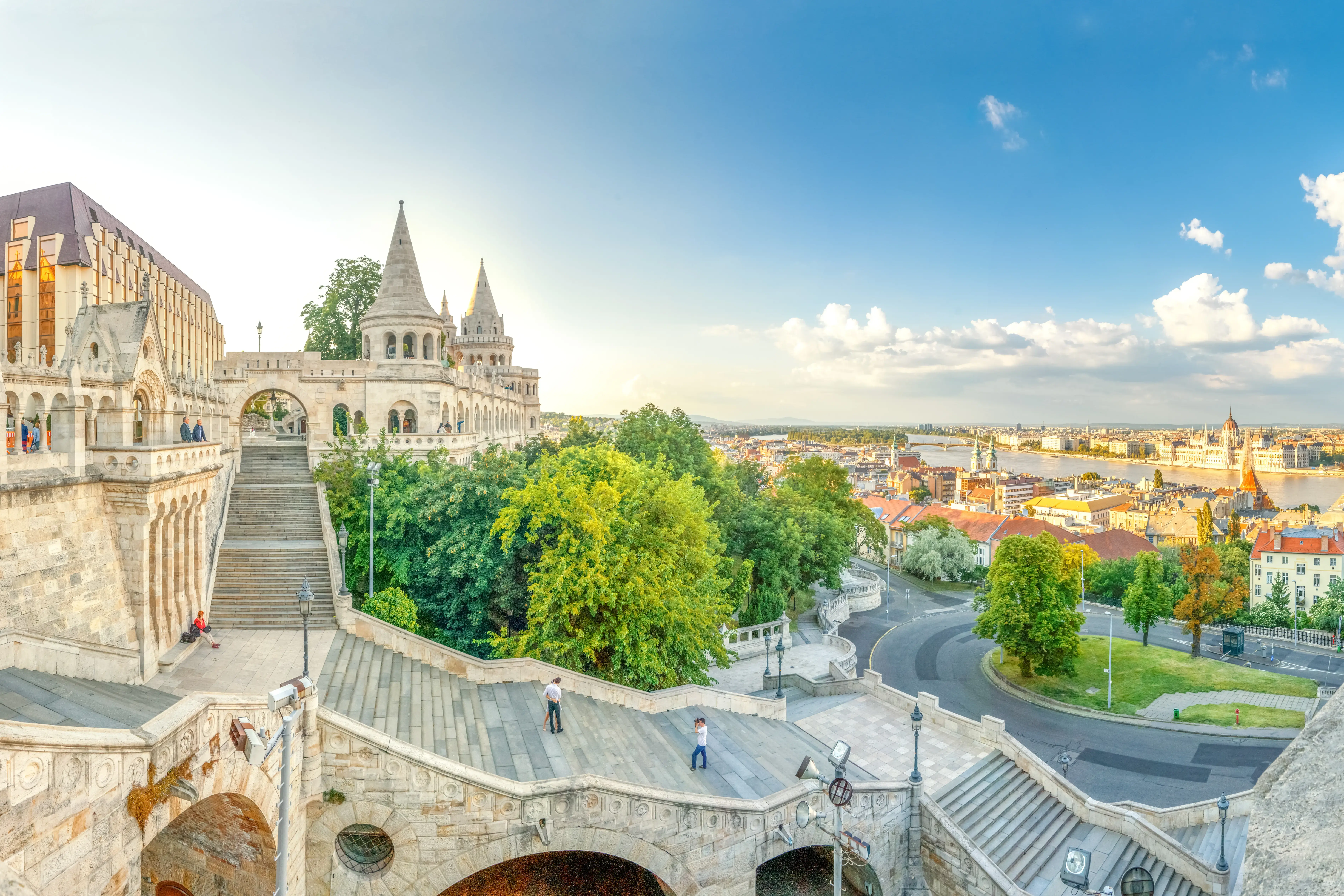 budapest-adobestock-79452781.webp