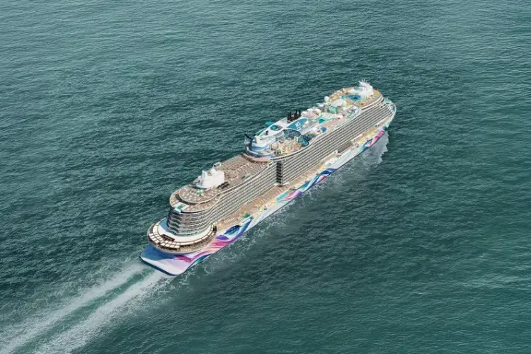 9_norwegianauraaerial4rendering.webp
