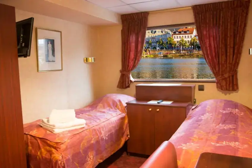 cabine01-deux-lits-separes-pont-principal-ms-mona-lisa-danube-rhin-croisieurope