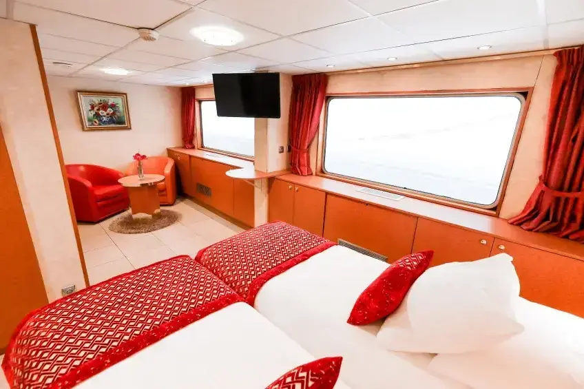 cabine-suite-pont-principal-ms-rhone-princess-rhone-croisieurope-fabien-loaec